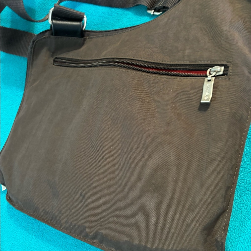 Baggalini crossbody bag